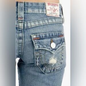 Size 27 classic True Religion Joey Distressed flare jeans 30 inseam  *Like New